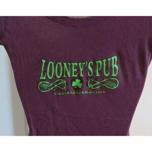 Womans Looney's Pub Maryland Tshirt Cap Sleeves Small Burgundy